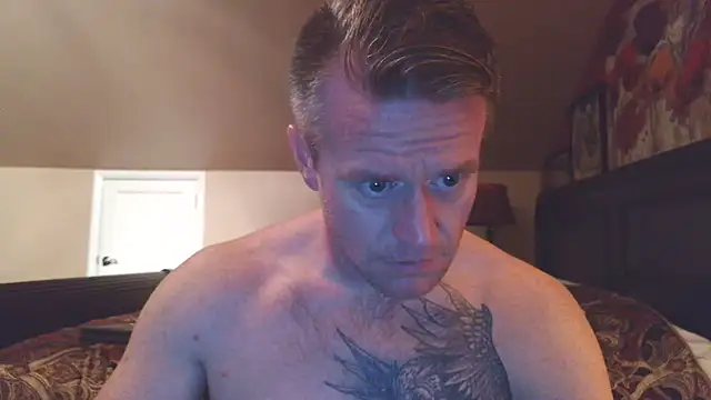 DILFiGuess11 online show from 16, 4, 2026