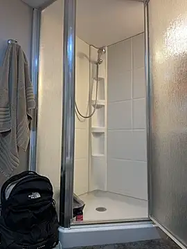 DILFiGuess11 online show from 1, 3, 2026