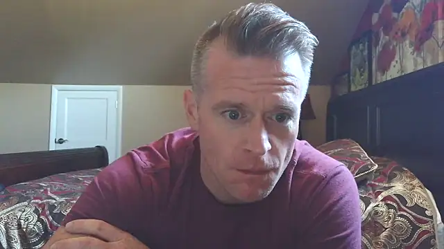 Snapshot of DILFiGuess11 chatting on 1, 6, 2026 DILFiGuess11 online show from 1, 6, 2026