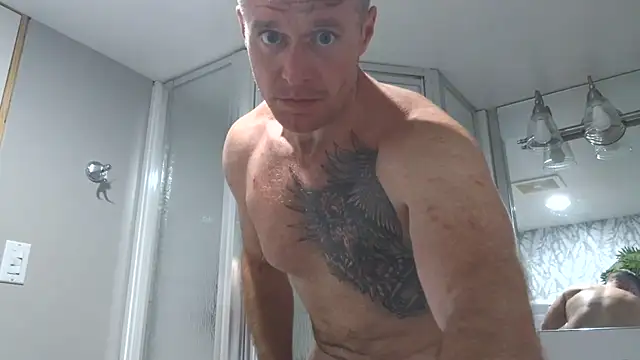 Snapshot of DILFiGuess11 chatting on 7, 6, 2026 DILFiGuess11 online show from 7, 6, 2026