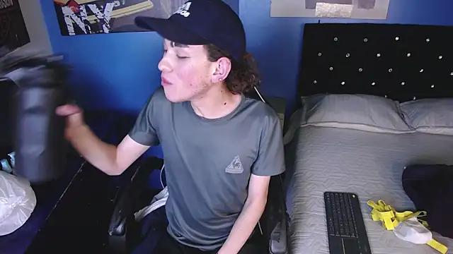 Aaron Fordd online show from 7, 10, 2025