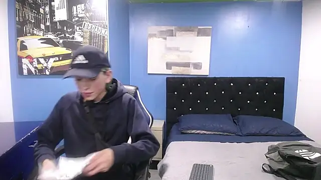 Aaron Fordd online show from 3, 10, 2025