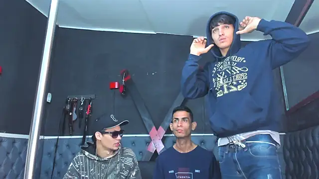 Golldens Dreamss online show from 17, 11, 2025