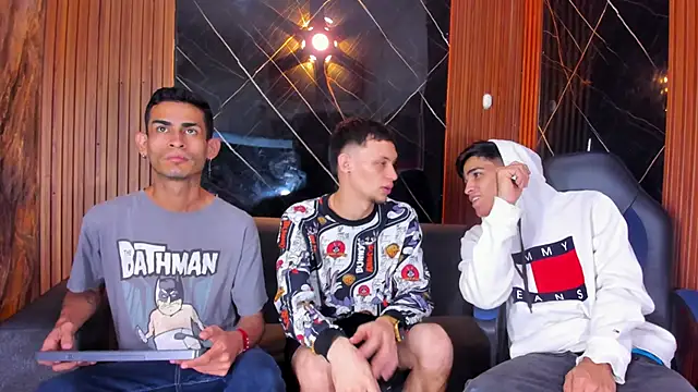 Golldens Dreamss online show from 29, 11, 2025