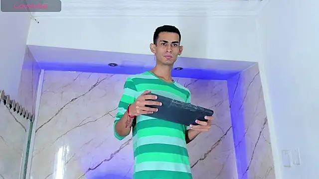 Golldens Dreamss online show from 3, 10, 2025