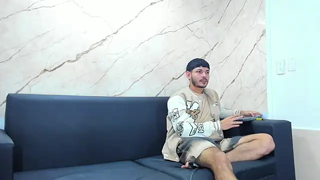 Golldens Dreamss online show from 5, 10, 2025