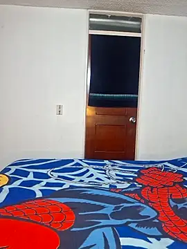 DianeSuns  online show from 21, 10, 2025