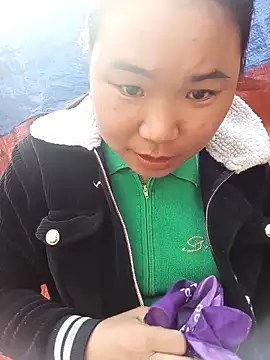 may-squirl online show from 30, 10, 2025