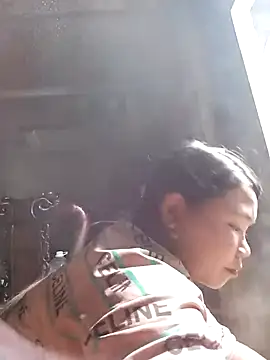 may-squirl online show from 22, 10, 2025