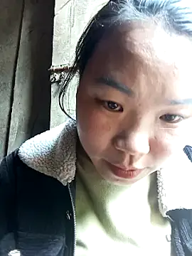 may-squirl online show from 15, 11, 2025