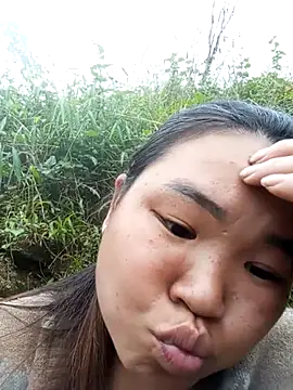 may-squirl online show from 24, 10, 2025