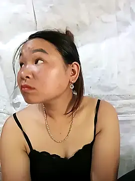 may-squirl online show from 24, 9, 2025