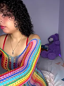 Snapshot of ViolettaMiller_ chatting on 11, 10, 2025 ViolettaMiller online show from 11, 10, 2025