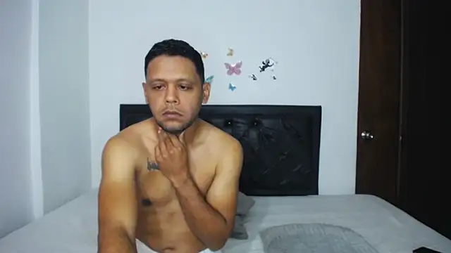 Snapshot of luna_pitufo chatting on 13, 10, 2025 luna pitufo online show from 13, 10, 2025