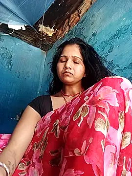 Jooli xx online show from 16, 3, 2026