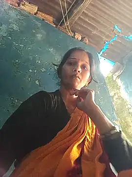 Jooli xx online show from 10, 10, 2025