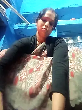 Jooli xx online show from 26, 3, 2026