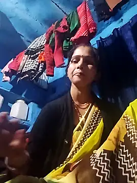 Jooli xx online show from 28, 2, 2026