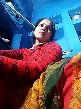 Jooli xx online show from 6, 1, 2026