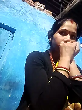 Jooli xx online show from 25, 2, 2026