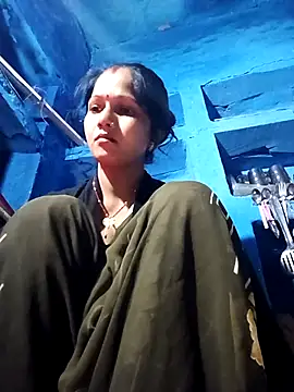 Jooli xx online show from 4, 12, 2025