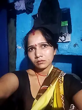 Jooli xx online show from 15, 4, 2026