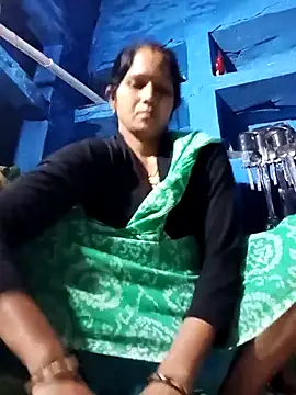 Jooli xx online show from 12, 10, 2025