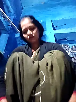 Jooli xx online show from 3, 12, 2025