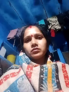 Jooli xx online show from 4, 12, 2025