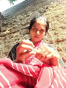 Jooli xx online show from 10, 1, 2026