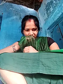 Jooli xx online show from 5, 4, 2026