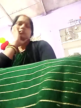 Jooli xx online show from 23, 2, 2026