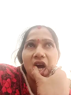 Jooli xx online show from 1, 12, 2025