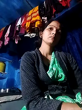 Jooli xx online show from 2, 11, 2025