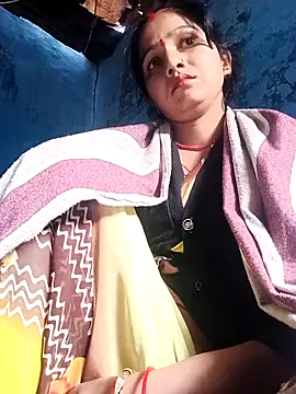 Jooli xx online show from 8, 3, 2026