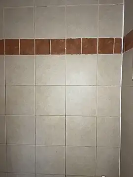 Snapshot of TRILLAHUNG chatting on 18, 11, 2025 TRILLAHUNG online show from 18, 11, 2025