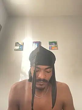 Snapshot of TRILLAHUNG chatting on 21, 9, 2025 TRILLAHUNG online show from 21, 9, 2025