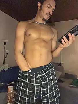 Snapshot of TRILLAHUNG chatting on 14, 2, 2026 TRILLAHUNG online show from 14, 2, 2026