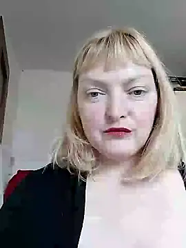 LiluLiluLilu online show from 23, 9, 2025