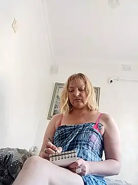 LiluLiluLilu online show from 13, 9, 2025