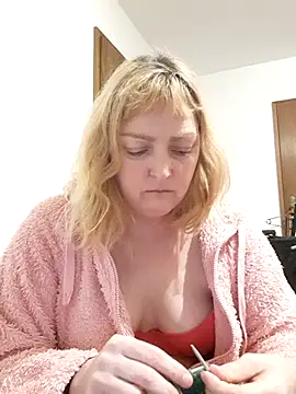 LiluLiluLilu online show from 6, 11, 2025