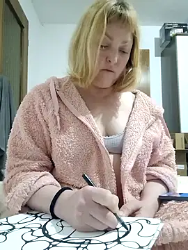 LiluLiluLilu online show from 5, 3, 2026