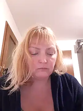 LiluLiluLilu online show from 20, 10, 2025