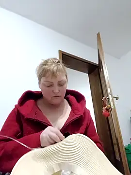 LiluLiluLilu online show from 22, 3, 2026