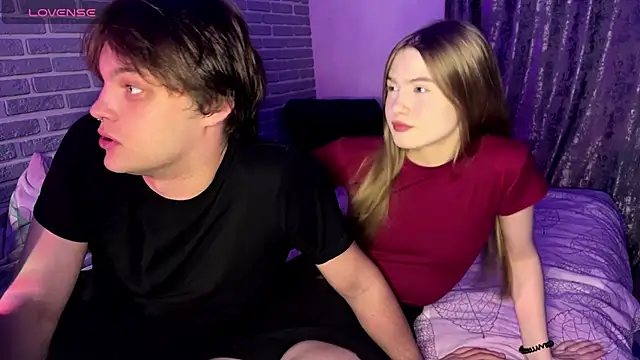 fetchingcouplee online show from 3, 10, 2025