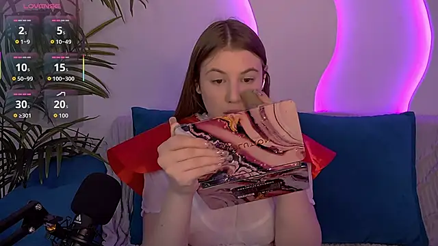 MelanieHenders online show from 31, 10, 2025