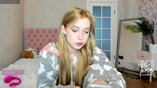 LightStar 18 online show from 2, 10, 2025