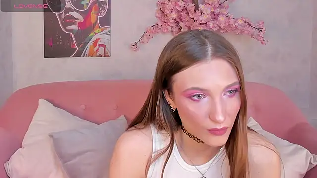 Alisha Green online show from 10, 9, 2025