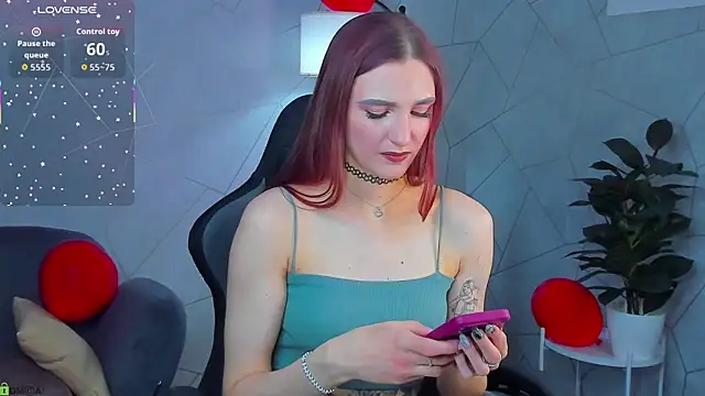 Alisha Green online show from 23, 2, 2026