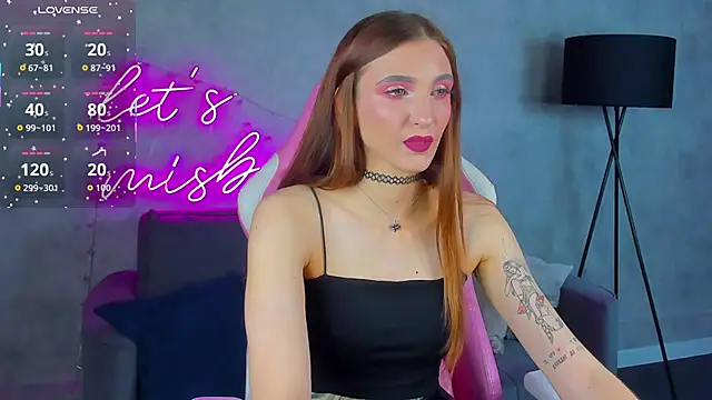 Snapshot of Alisha_Green chatting on 22, 6, 2026 Alisha Green online show from 22, 6, 2026